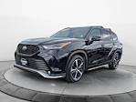 Used 2022 Toyota Highlander XSE AWD SUV for sale #4207242 - photo 9