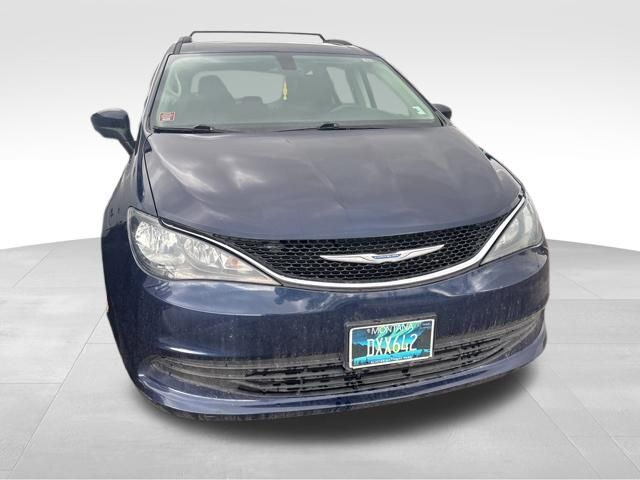 Used 2017 Chrysler Pacifica - photo 5