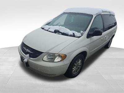 Used 2002 Chrysler Town and Country - photo 1