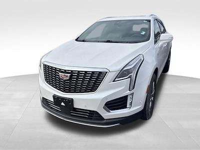 Used 2021 Cadillac XT5 - photo 1