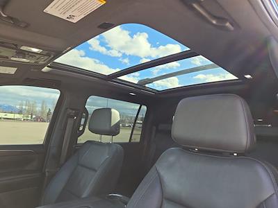 Used 2024 Chevrolet Suburban - photo 1