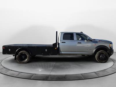 2022 Ram 5500 Crew Cab DRW 4WD Flatbed Truck for sale #4294571 - photo 2