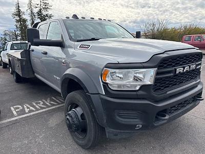 2022 Ram 5500 Crew Cab DRW 4WD Flatbed Truck for sale #4294572 - photo 2