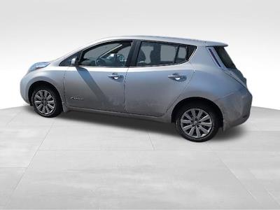 2016 Nissan LEAF FWD Hatchback for sale #4309296 - photo 2