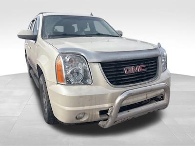 Used 2011 GMC Yukon - photo 1