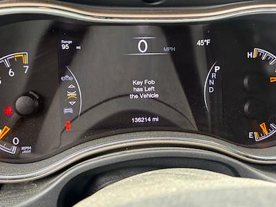 Used 2016 Jeep Grand Cherokee - photo 1