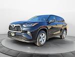 Used 2024 Toyota Highlander LE AWD SUV for sale #4546018 - photo 8