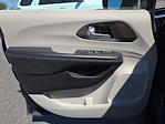 2017 Chrysler Pacifica FWD Minivan for sale #4571256 - photo 2