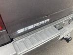 2015 GMC Sierra 2500 Crew Cab SRW 4x4 Pickup for sale #8166801 - photo 15