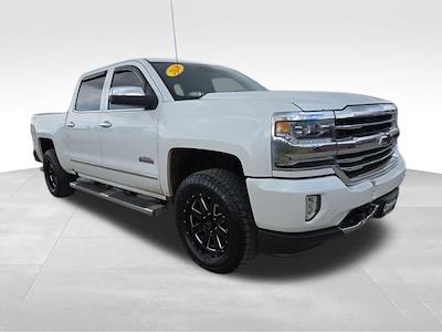 Used 2018 Chevrolet Silverado 1500 - photo 1