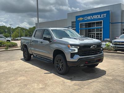 New 2025 Chevrolet Silverado 1500 LT Crew Cab 4WD Pickup for sale #250553 - photo 1