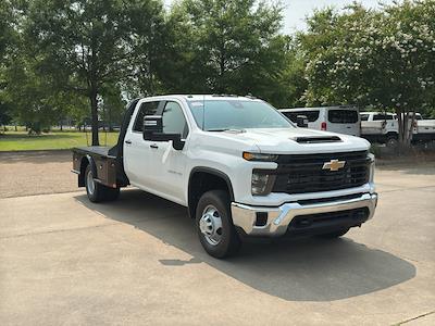 New 2025 Chevrolet Silverado 3500 Work Truck Crew Cab 4WD Flatbed Truck for sale #F250497 - photo 1