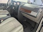 2008 Chrysler Town and Country FWD Minivan for sale #8R152866 - photo 23