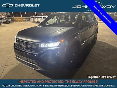 Used 2022 Volkswagen Taos - photo 1