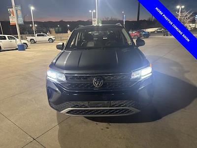 Used 2022 Volkswagen Taos - photo 1