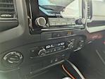 2022 Nissan Frontier Crew Cab 4x4 Pickup for sale #NN677549 - photo 28