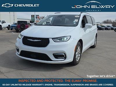 Used 2022 Chrysler Pacifica - photo 1