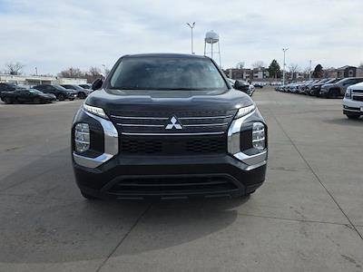 Used 2024 Mitsubishi Outlander - photo 1