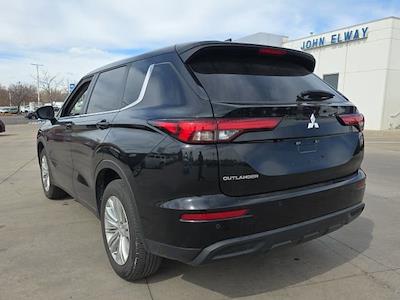 Used 2024 Mitsubishi Outlander - photo 1