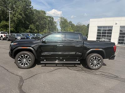 New 2025 GMC Canyon Denali Crew Cab 4WD Pickup for sale #51725 - photo 1