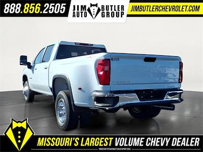 New 2026 Chevrolet Silverado 3500 LT Crew Cab for sale #115301 - photo 2