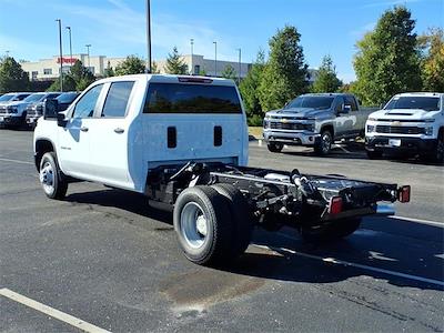 New 2026 Chevrolet Silverado 3500 Work Truck Crew Cab 4WD Cab Chassis for sale #139875 - photo 2