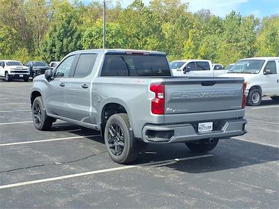 New 2026 Chevrolet Silverado 1500 Custom Crew Cab 4WD Pickup for sale #194639 - photo 2