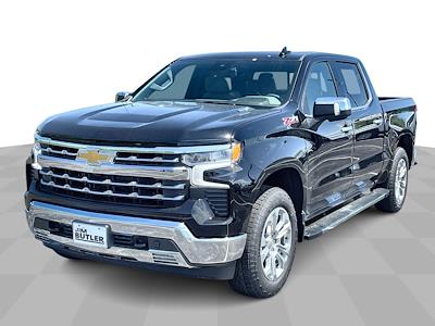 New 2025 Chevrolet Silverado 1500 LTZ Crew Cab 4WD Pickup for sale #275755 - photo 1