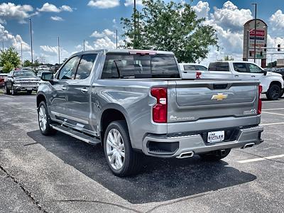New 2025 Chevrolet Silverado 1500 High Country Crew Cab 4WD Pickup for sale #289895 - photo 2