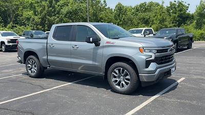 New 2025 Chevrolet Silverado 1500 RST Crew Cab 4WD Pickup for sale #295802 - photo 1