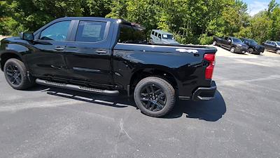 New 2025 Chevrolet Silverado 1500 Custom Crew Cab 4WD Pickup for sale #333565 - photo 2