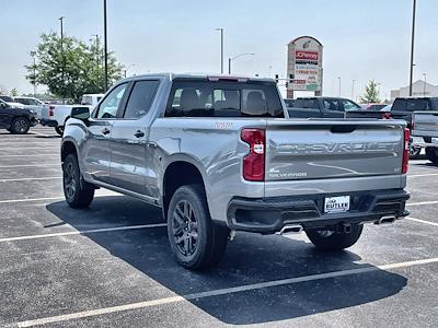 New 2025 Chevrolet Silverado 1500 LT Crew Cab 4WD Pickup for sale #352659 - photo 2