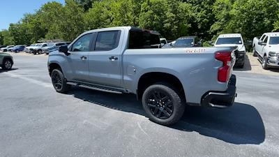New 2025 Chevrolet Silverado 1500 LT Crew Cab 4WD Pickup for sale #360688 - photo 2