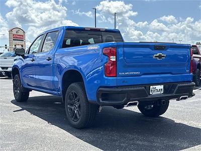 New 2025 Chevrolet Silverado 1500 LT Crew Cab 4WD Pickup for sale #378825 - photo 2