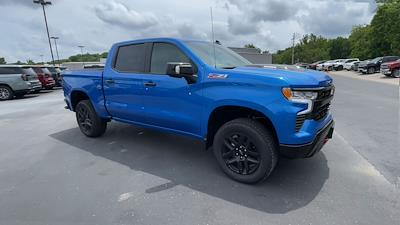 New 2025 Chevrolet Silverado 1500 LT Crew Cab 4WD Pickup for sale #379590 - photo 2