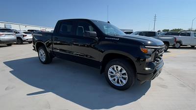 New 2025 Chevrolet Silverado 1500 Custom Crew Cab 4WD Pickup for sale #399457 - photo 2