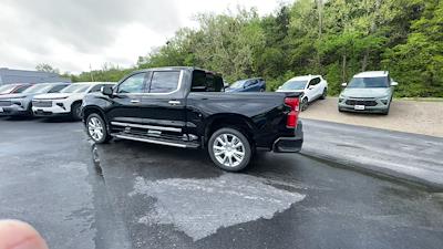 New 2025 Chevrolet Silverado 1500 High Country Crew Cab 4WD Pickup for sale #C199430 - photo 2