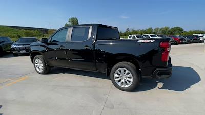 New 2025 Chevrolet Silverado 1500 Custom Crew Cab 4WD Pickup for sale #C399054 - photo 2