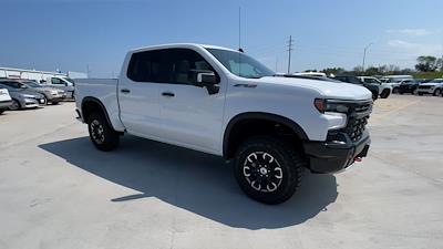 New 2025 Chevrolet Silverado 1500 ZR2 Crew Cab 4WD Pickup for sale #C399369 - photo 2