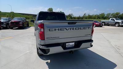 New 2025 Chevrolet Silverado 1500 Custom Crew Cab 4WD Pickup for sale #C399468 - photo 2