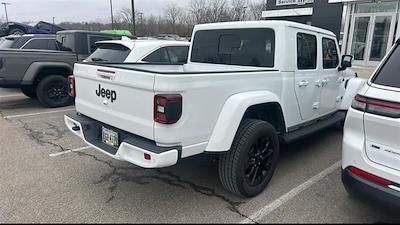 Used 2023 Jeep Gladiator - photo 1