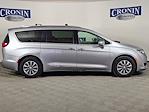 2020 Chrysler Pacifica FWD Minivan for sale #CP00250 - photo 6