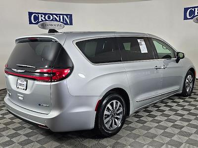 2023 Chrysler Pacifica FWD Minivan for sale #CP01114 - photo 2