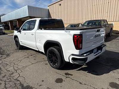 Used 2022 GMC Sierra 1500 - photo 1