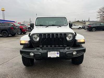 Used 2022 Jeep Gladiator - photo 1