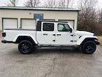 2022 Jeep Gladiator Crew Cab 4WD Pickup for sale #CP01262 - photo 4