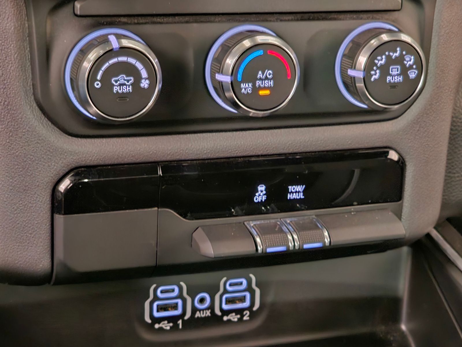 Used 2022 Ram 1500 - photo 22