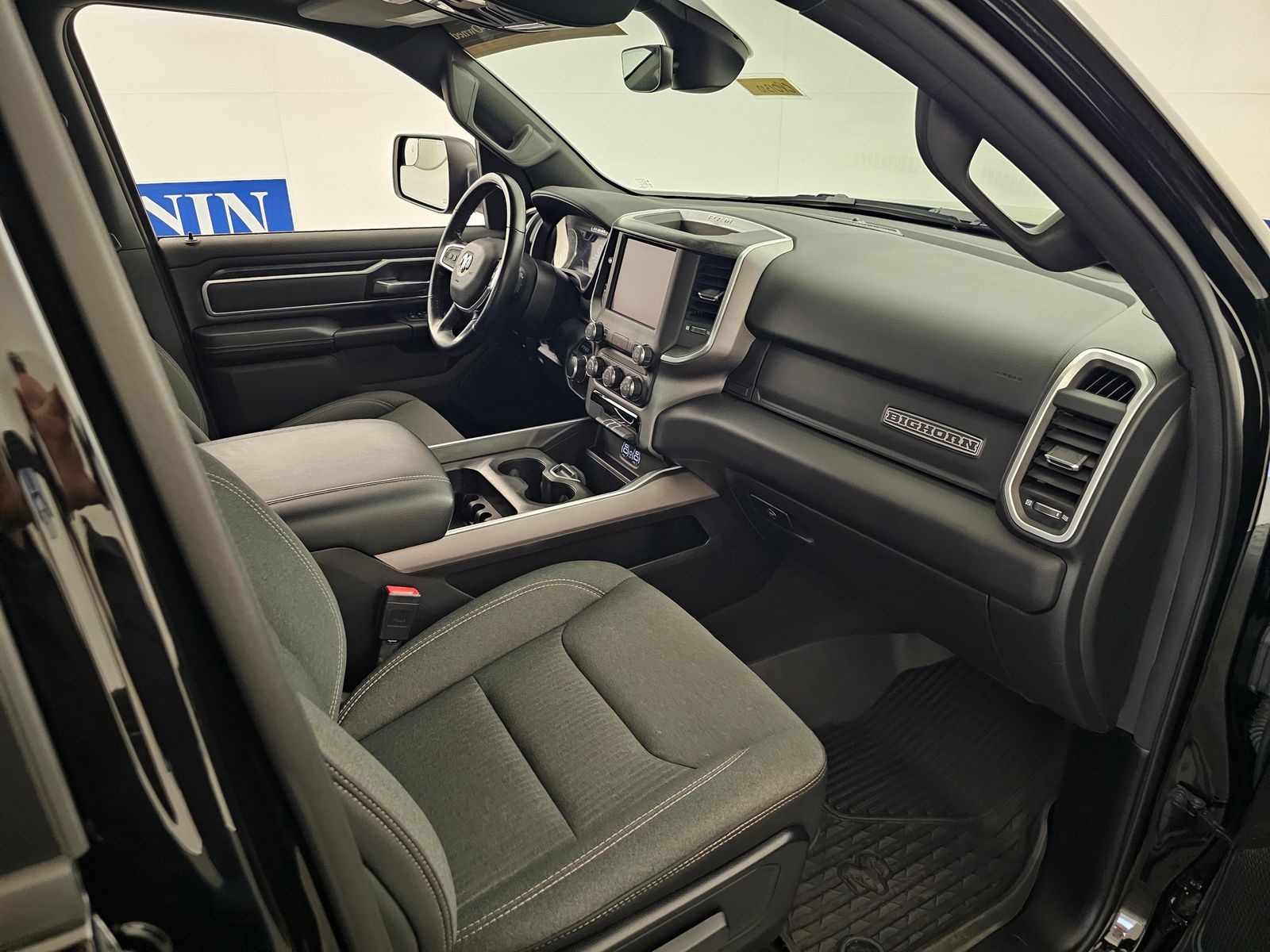 Used 2022 Ram 1500 - photo 30