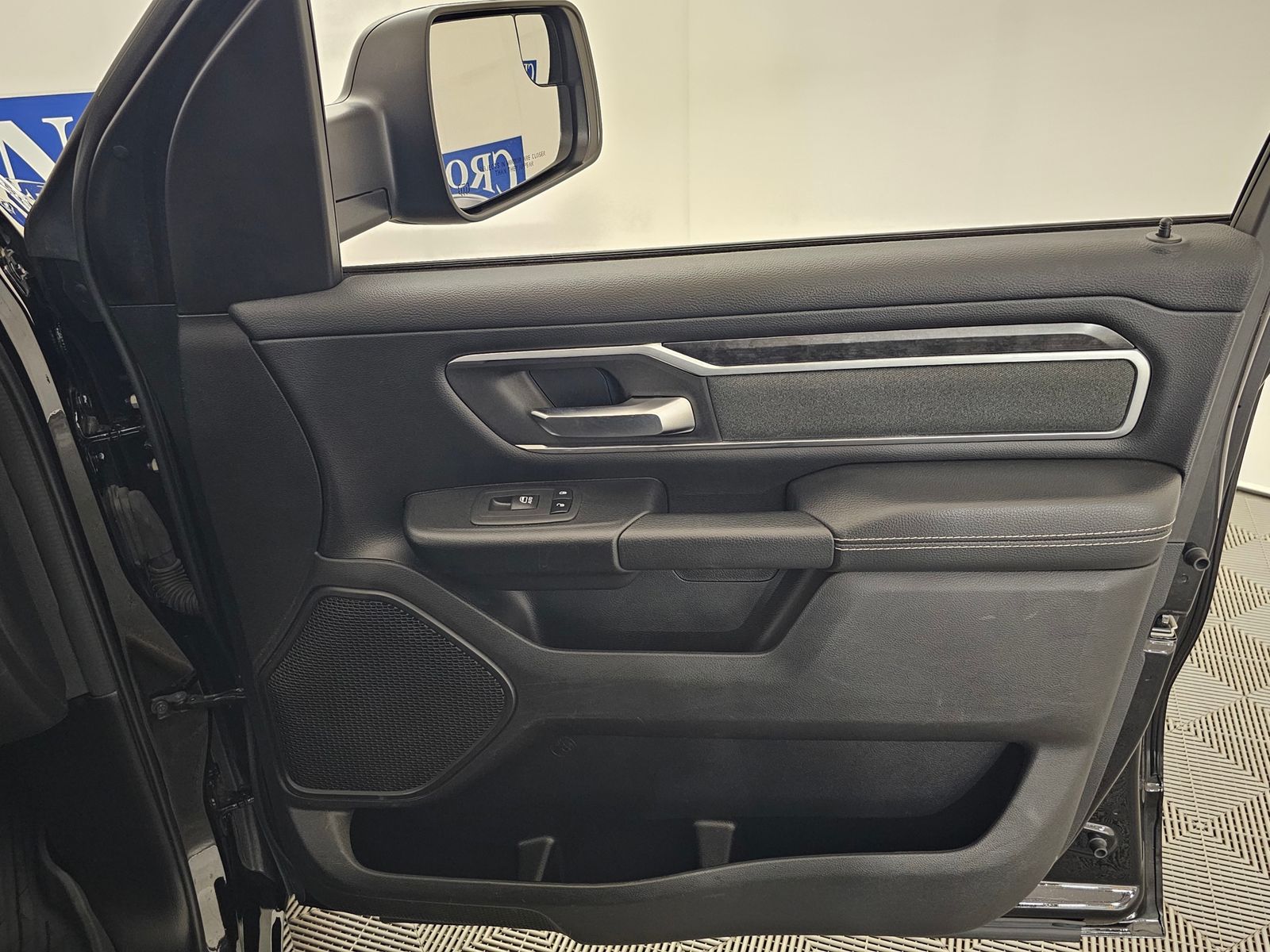 Used 2022 Ram 1500 - photo 31