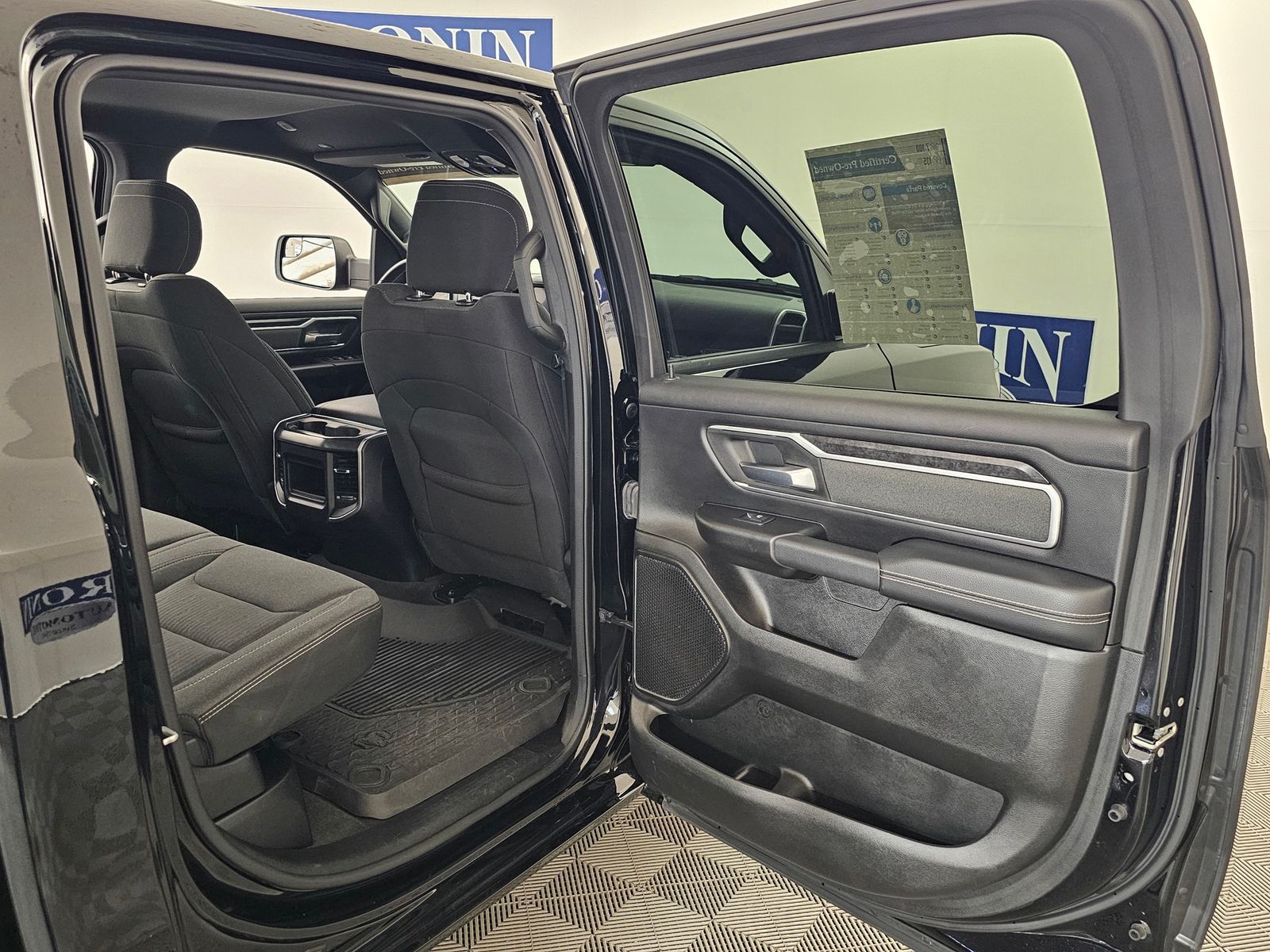 Used 2022 Ram 1500 - photo 32